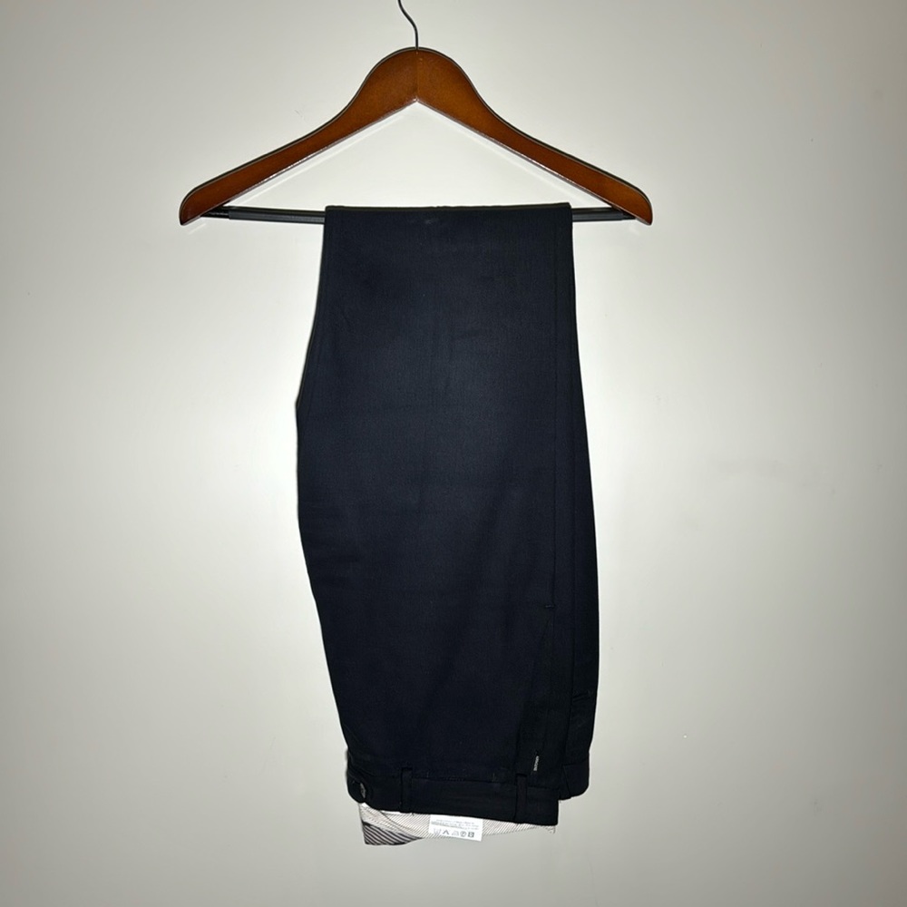 Giorgio Armani Collezioni Men’s 36 Dark Blue Trousers